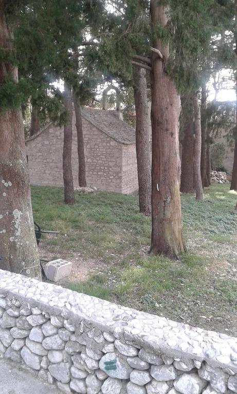 Apartment Perovic Baska Voda Bilik gambar