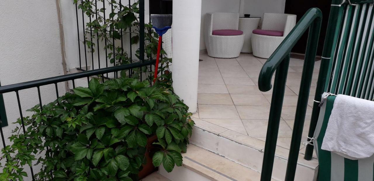 Apartment Perovic Baska Voda Luaran gambar