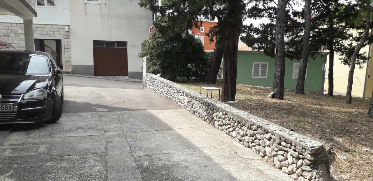 Apartment Perovic Baska Voda Luaran gambar