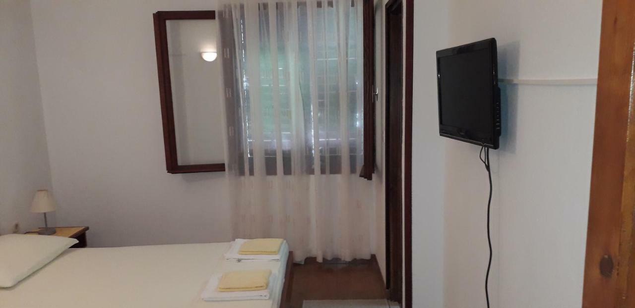 Apartment Perovic Baska Voda Bilik gambar