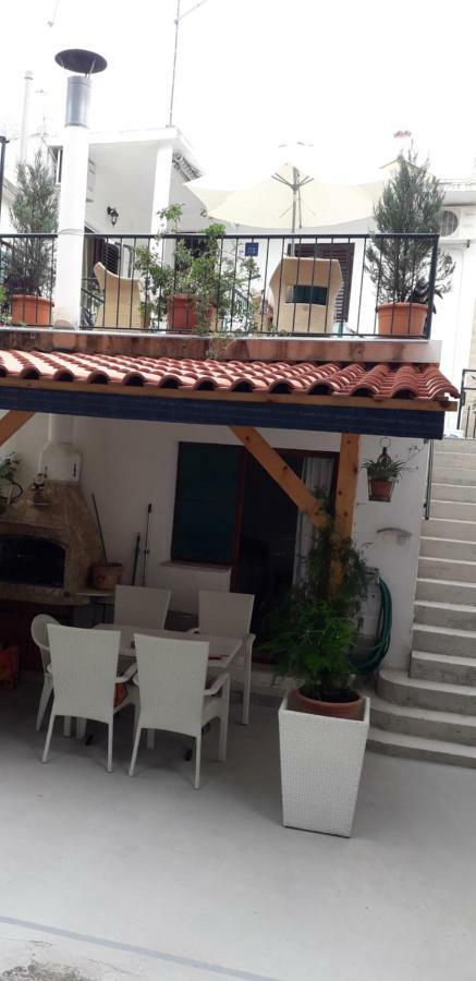 Apartment Perovic Baska Voda Luaran gambar